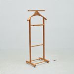 616729 Valet stand